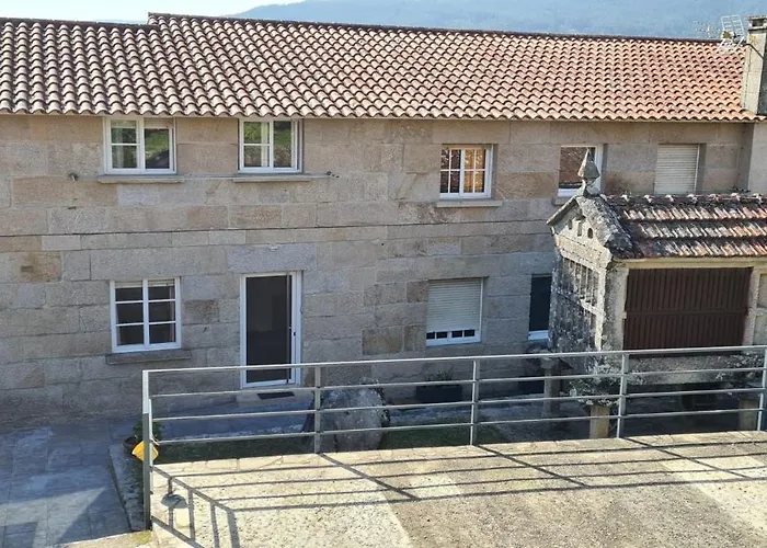 A Casa De Mateu ポンテベドラ