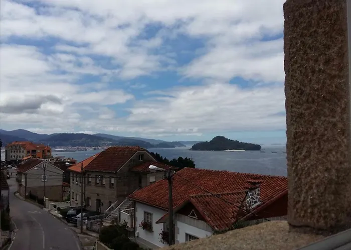 A Casa De Mateu アパート